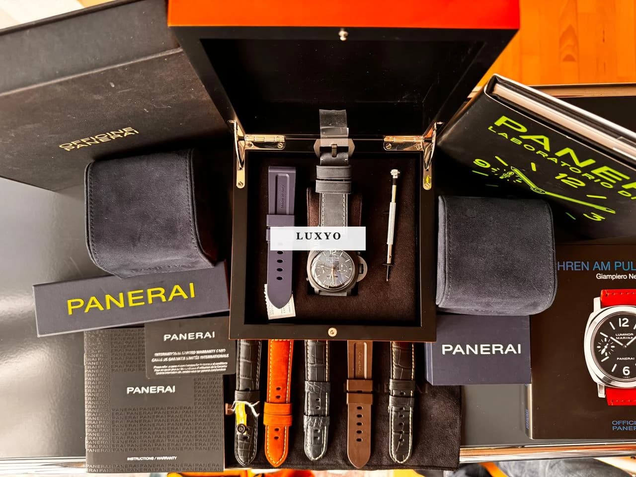 Panerai Luminor Blue A Note 8 Gmt Full Set, Special Edition mit viel Zubehör & Extra Bändern - Thumbnail 2