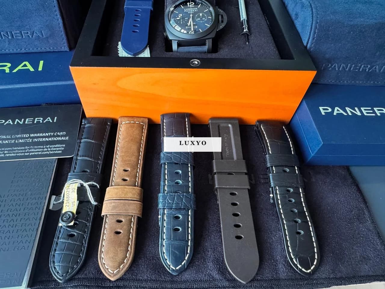 Panerai Luminor Blue A Note 8 Gmt Full Set, Special Edition mit viel Zubehör & Extra Bändern - Thumbnail 3