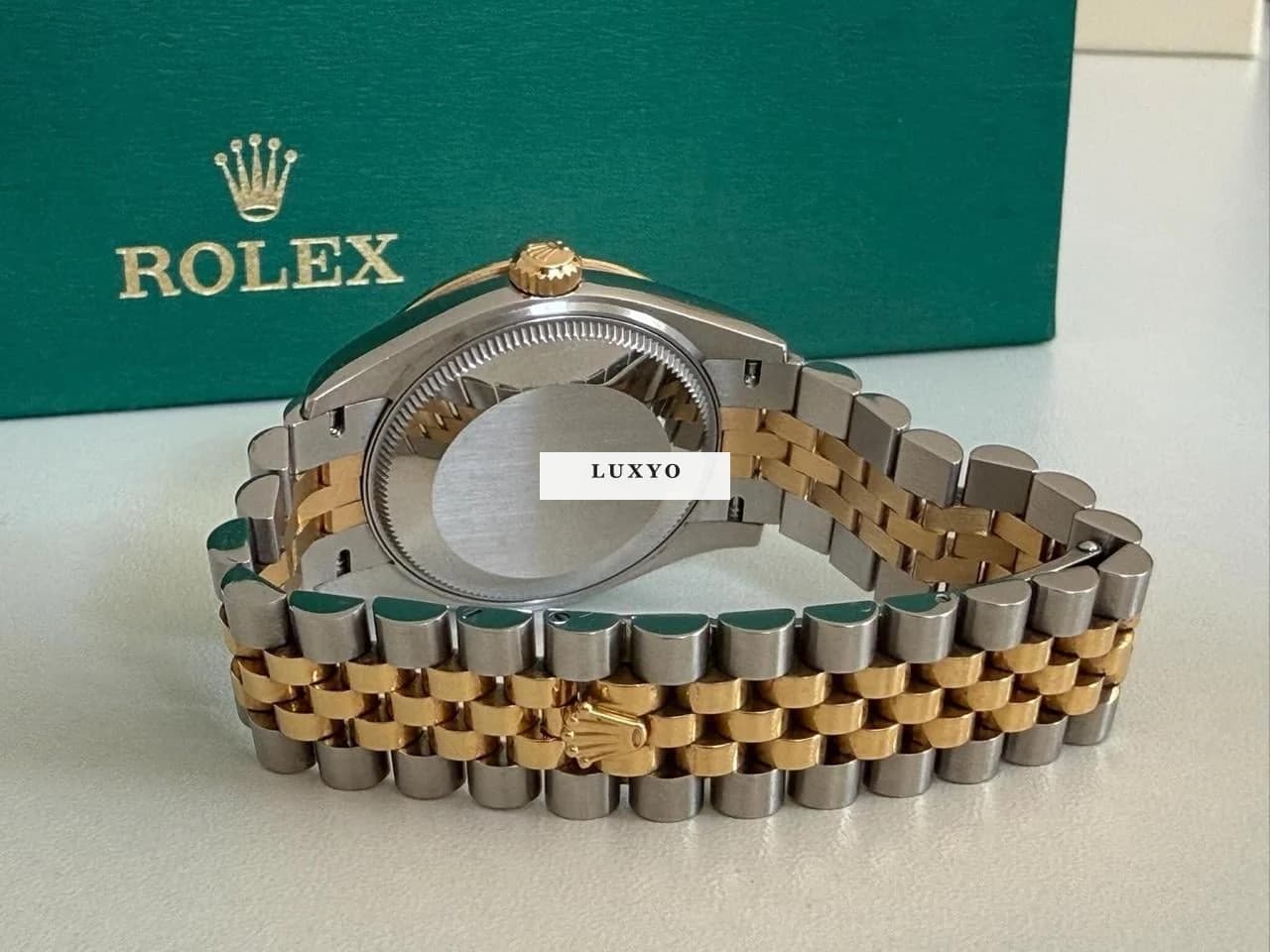 Rolex Datejust 31 Full Set • Mother of Pearl Dial • Domed Bezel - Thumbnail 4