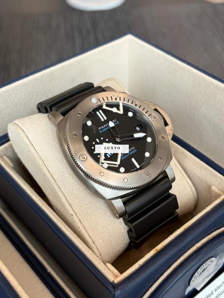 Panerai Submersible 47mm Titanium 2023 Like New Full Set - Thumbnail 3