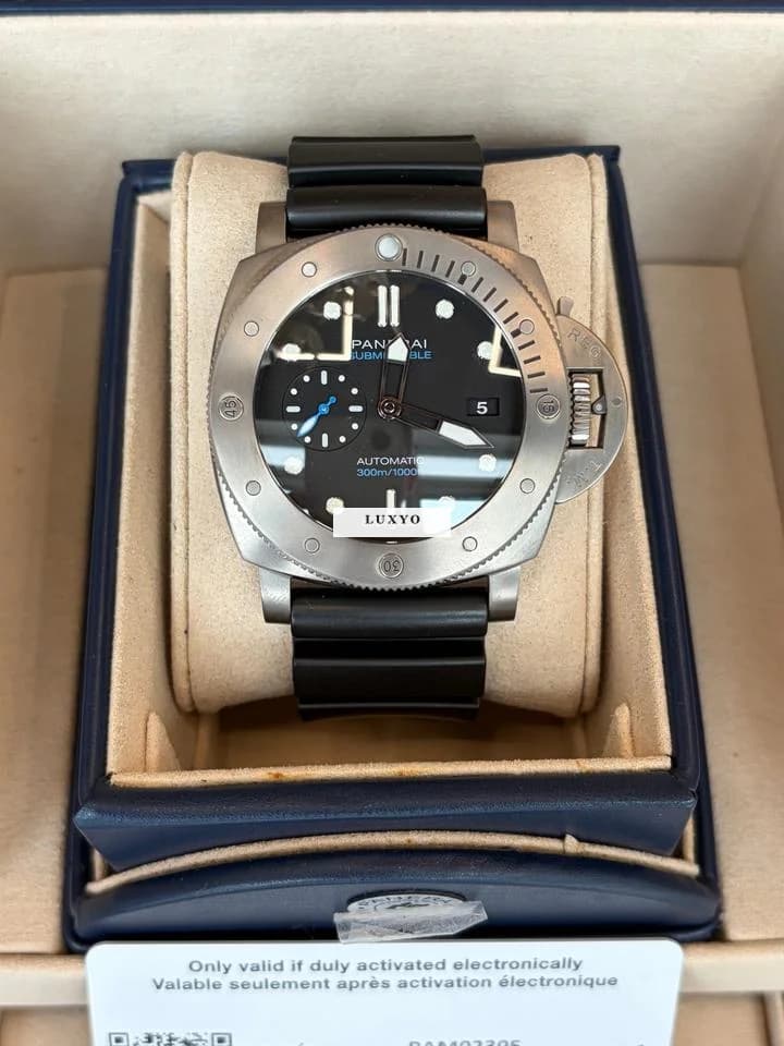 Panerai Submersible 47mm Titanium 2023 Like New Full Set - Thumbnail 4