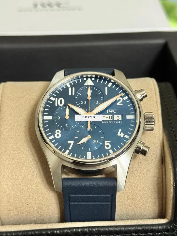 IWC Pilot Chronograph 41 Le Petit Prince Full Set - Thumbnail 2
