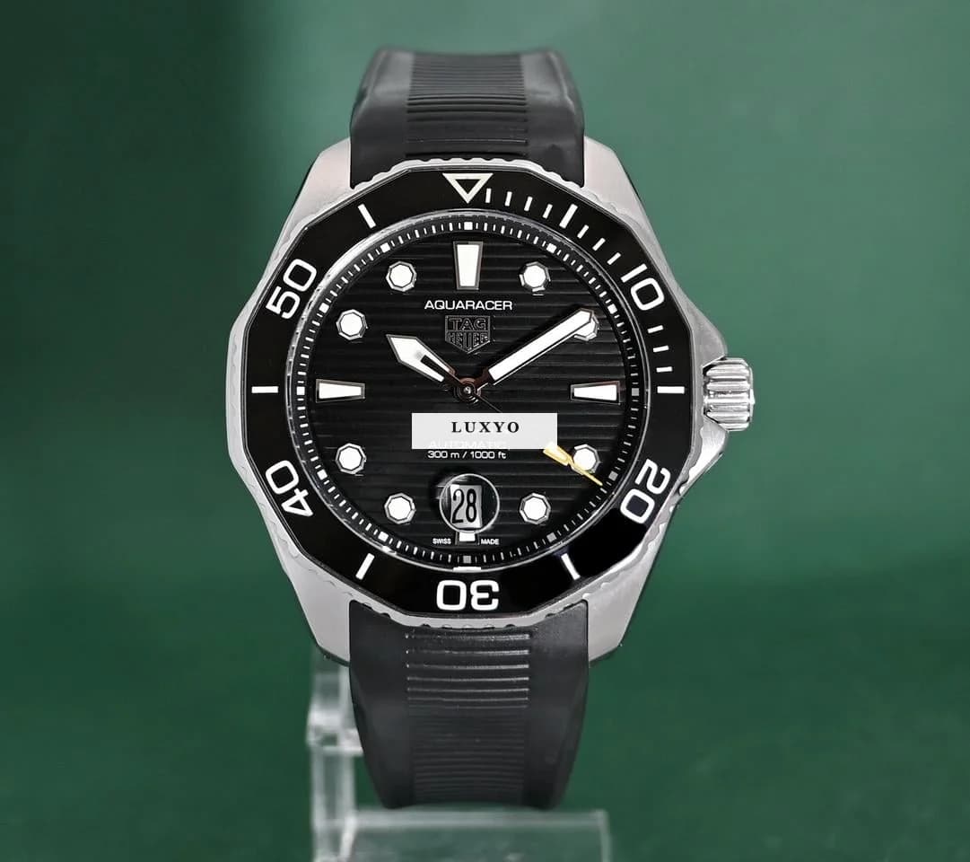 TAG Heuer Aquaracer Professional 300 43mm Automatic Date 43mm Black Dial Box&Papers - Image 1