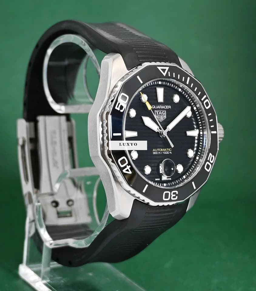 TAG Heuer Aquaracer Professional 300 43mm Automatic Date 43mm Black Dial Box&Papers - Thumbnail 3