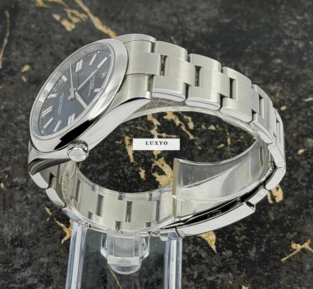 Rolex Oyster Perpetual 41 - Blue Dial - 124300-0003 - Thumbnail 4
