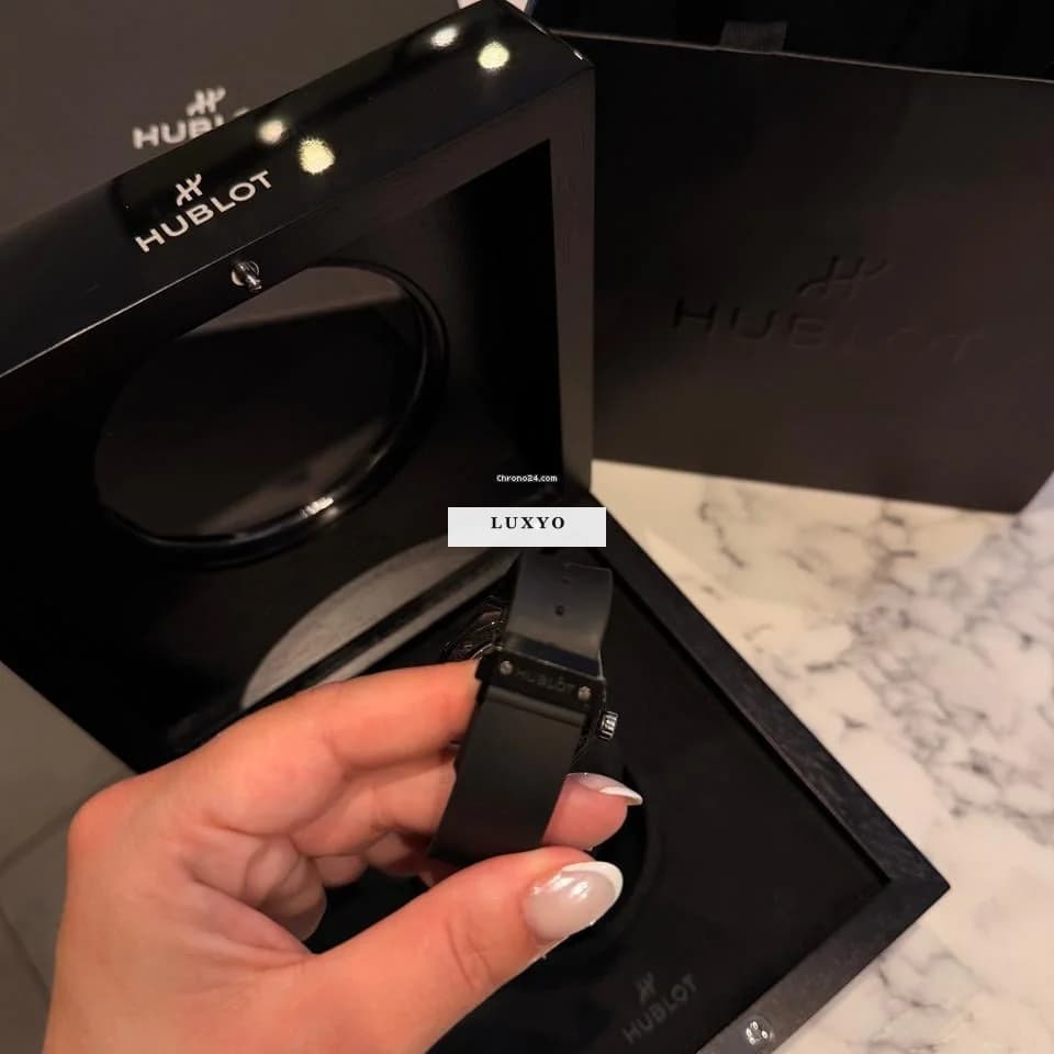 Hublot Classic Fusion Orlinski Black Magic 40 Mm Très bon état - Boîte & garantie - Thumbnail 12