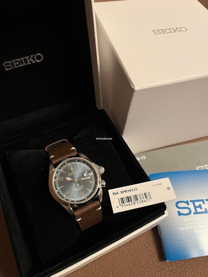 Seiko Prospex Alpinist Near mint. Full set excluding bracelet. - Image 1