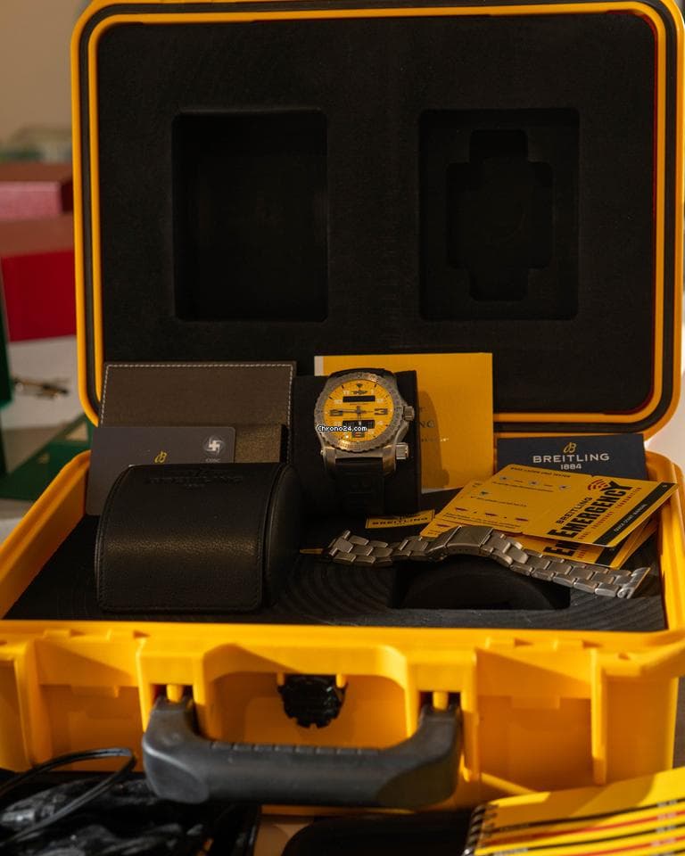 Breitling Emergency Ii Emergency II E76325C2/I520 - Yellow Dial - Full Set (2020) - Image 1