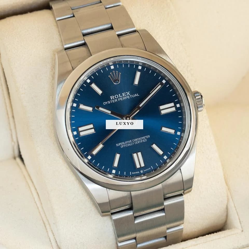 Rolex Oyster Perpetual Ref. 124300 Full Set - Image 1
