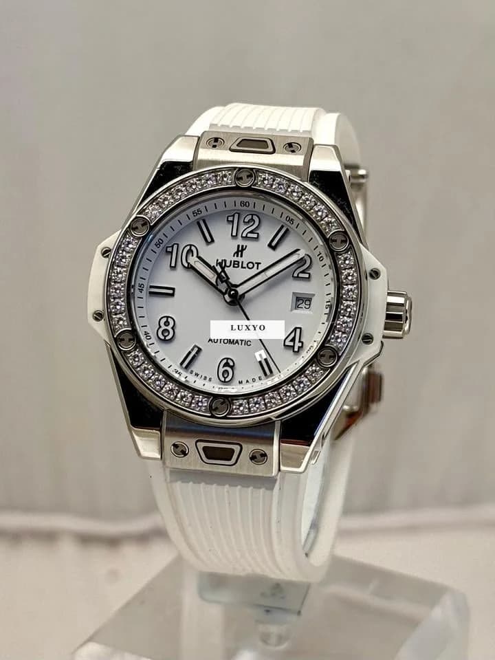 Hublot Big Bang One Click White Diamonds Plus 2 Extra strap(original Hublot) - Image 1