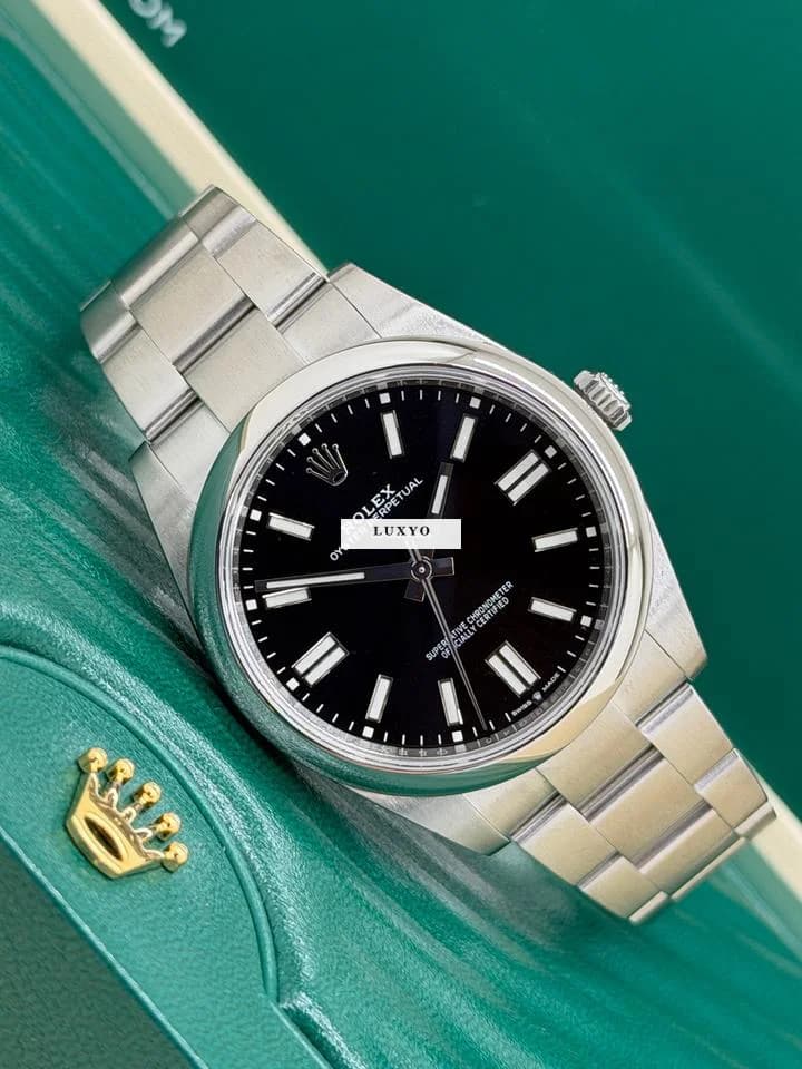Rolex Oyster Perpetual 41 - Black Dial Ref 124300 - Year 2023