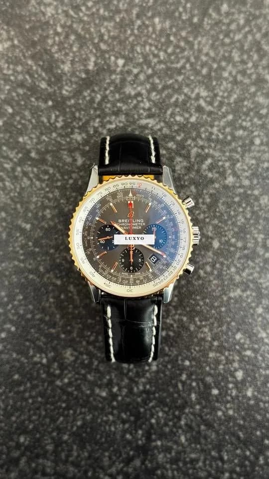 Breitling Navitimer 1 B01 Chronograph 43 Full Set - Image 1