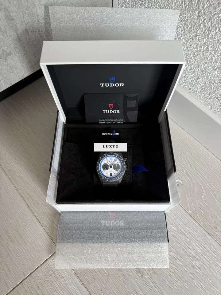 Tudor Black Bay Chrono 25 Full set including box, papers, and sales receipt - Image 1